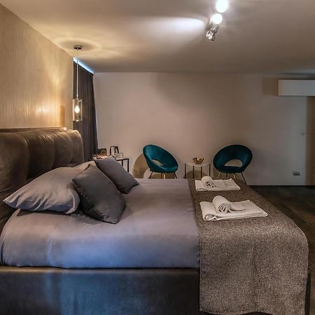 Black And White Suite Rome Exterior photo