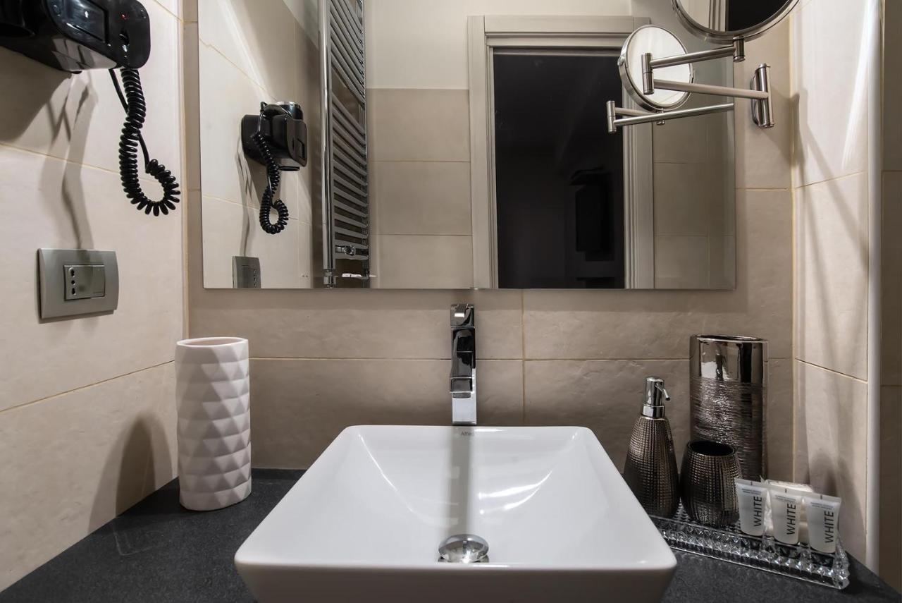 Black And White Suite Rome Exterior photo