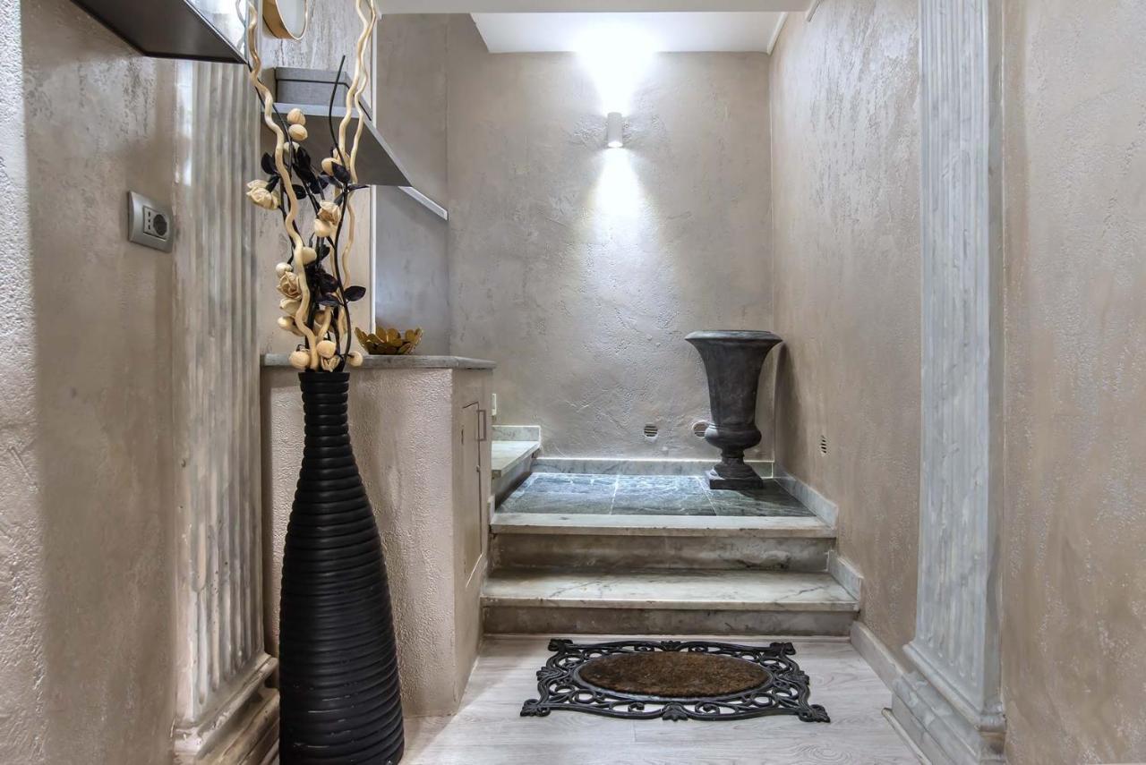 Black And White Suite Rome Exterior photo